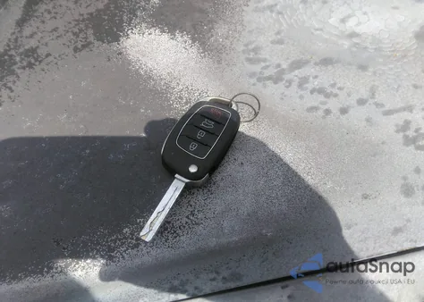 2017 Hyundai Santa Fe Sport 2.4L from USA, damaged, VIN 5XYZTDLBXHG453440